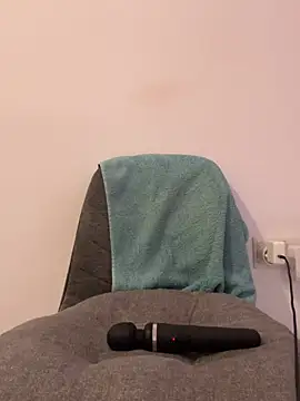 AmaliaMarkova_ Adlı Modelin Canlı XXX Sohbeti