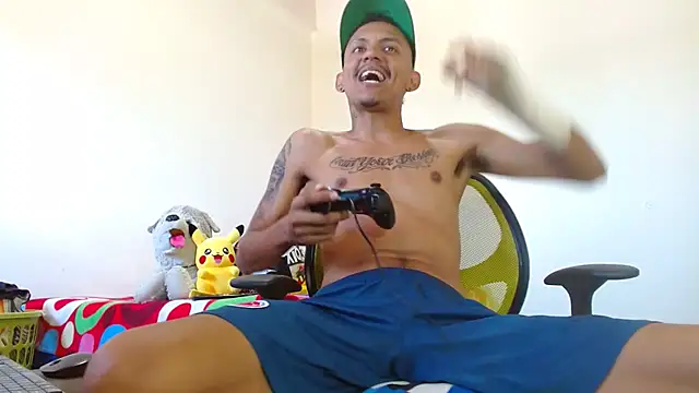 skinny23cm Chat XXX in diretta