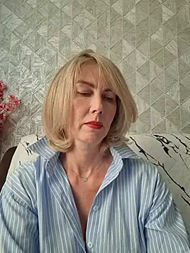 stellahere8 Live XXX Chat