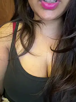 ITZ_CHANDNI's Webcam Show