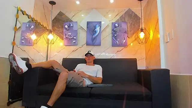 Chatroom XXX en direct de Andres_Bless