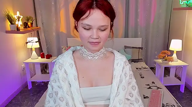 EmilyChaves Adlı Modelin Canlı XXX Sohbeti