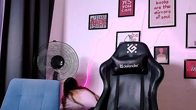 แชท XXX สดของ AlisaFrost