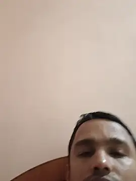 Mumbai_handsom92 Show in webcam