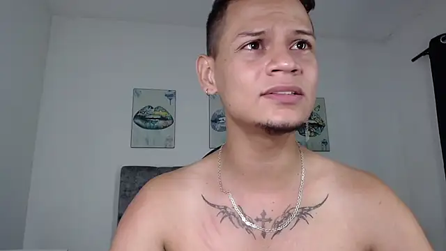 axcel_boy_ élő XXX-chatje