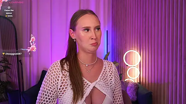 ViMilka Adlı Modelin Canlı XXX Sohbeti