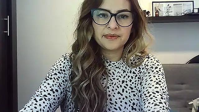 Valery__Rouse_'s Live XXX Chat