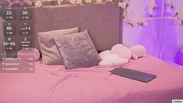 Chat +18 de Mia_collins16 ao vivo
