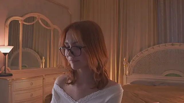 FrediaPfeiff's Live XXX Chat