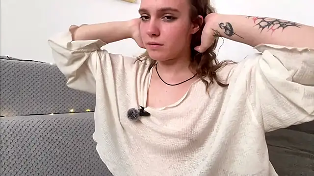 Živý XXX chat AliKnop