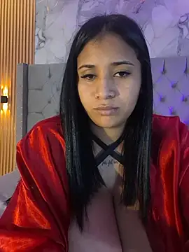 La_indiia's Live XXX Chat