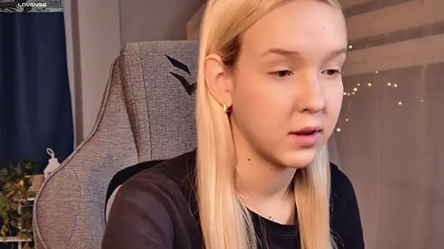 Chat +18 de MaoqiBeverly ao vivo