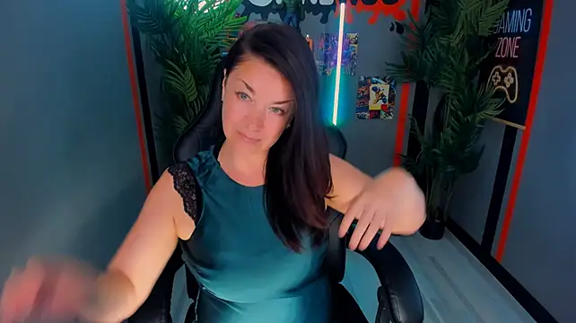 AnaMills live XXX chat