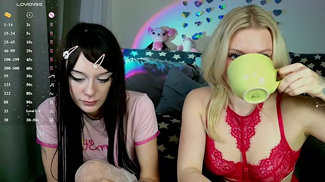 SonyaBlade__ Adlı Modelin Canlı XXX Sohbeti