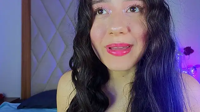 VenusVelvett's Live XXX Chat