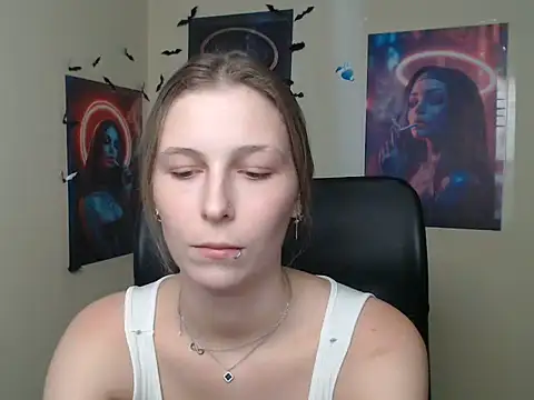 StrangerGi Chat XXX in diretta