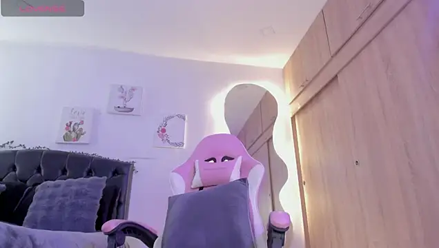 Amaranthaa1 Chat XXX live