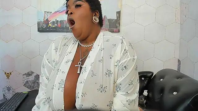 Chat XXX en directo de Anaa_Fuentess