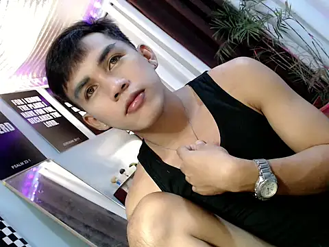 Chat +18 de urhot_chany ao vivo