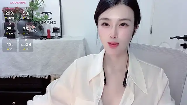 Guokoi Adlı Modelin Canlı XXX Sohbeti