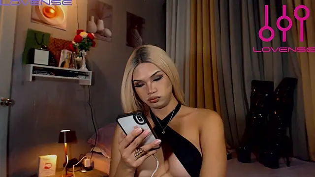 Lexi_ThunderFuck Adlı Modelin Canlı XXX Sohbeti