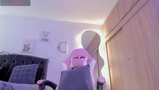XXX chat uživo modela Amaranthaa1