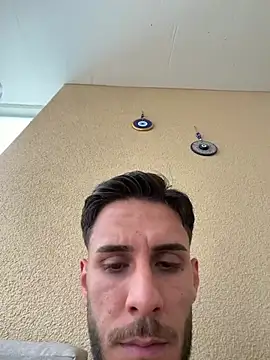 suissegigolo1 网络视讯表演