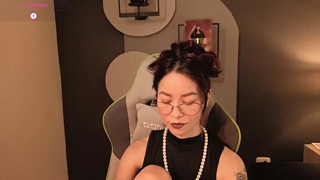 rosse_98_'s Live XXX Chat