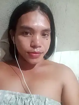 bj_l0ve Chat XXX in diretta