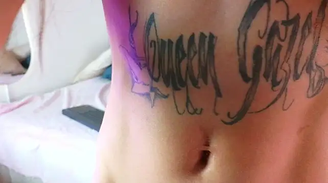 KimSensual_ Adlı Modelin Canlı XXX Sohbeti