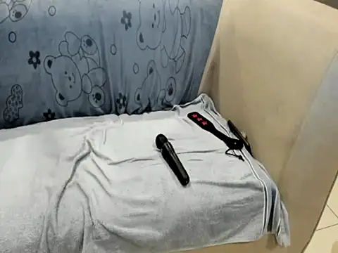 TinaBiCam Adlı Modelin Canlı XXX Sohbeti