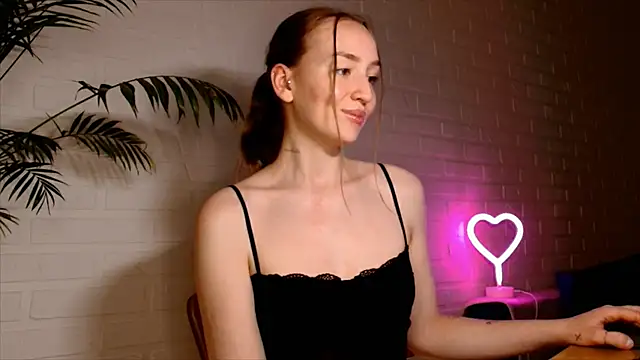 WhitePrincessLuna live XXX chat