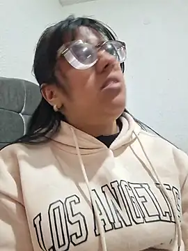 ZaidaWet's Live XXX Chat