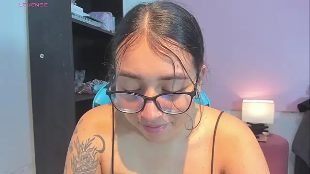 צ'אט XXX בשידור חי של _maria_foxx_