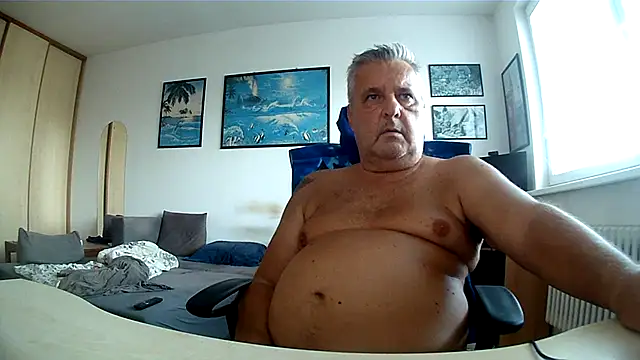 Robert_SK1 live XXX chat