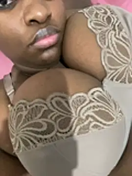 Chat XXX ao vivo de Blackpinkylips2025