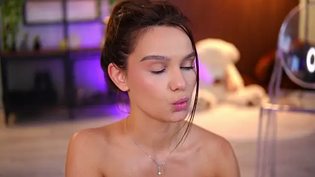 แชท XXX สดของ Lena_Laurent