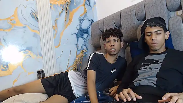 Chat XXX en directo de CUTE_BOYS2026