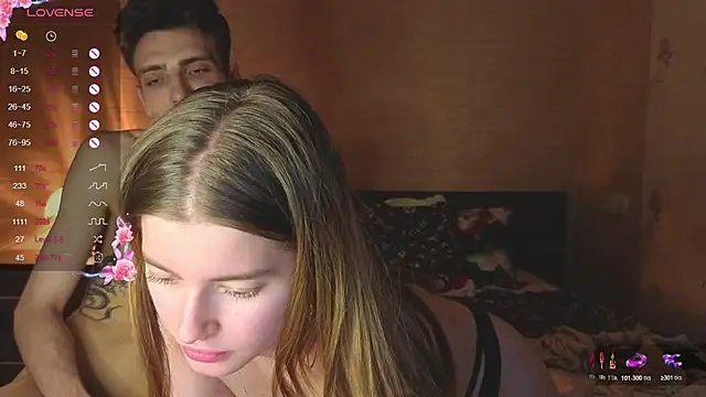 عرض كام EmiliaCouple