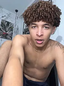 Chat XXX Live ian_smith_