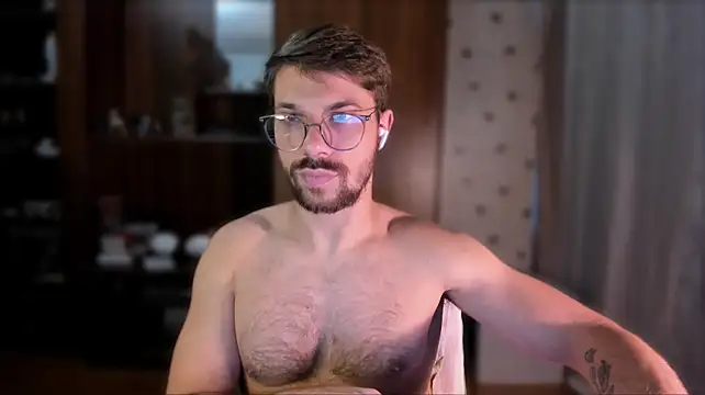 צ'אט XXX בשידור חי של Tony_Wolf