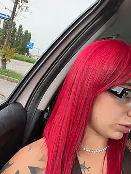 DollyredのライブXXXチャット
