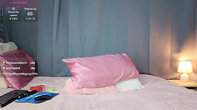 Chat +18 de Yellow-Mellow23 ao vivo