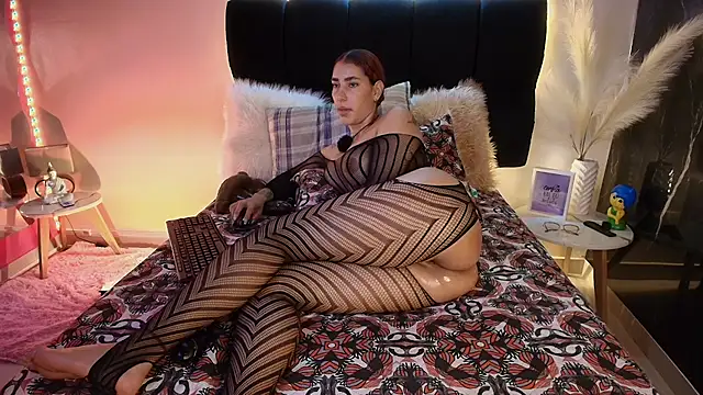 lorrayne_ লাইভ XXX চ্যাট