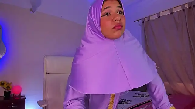 ShairaMassu's Webcam Show