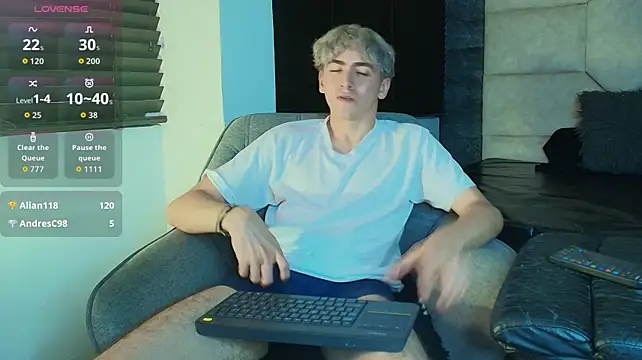 Chat XXX en directo de Tyler_Mcrey