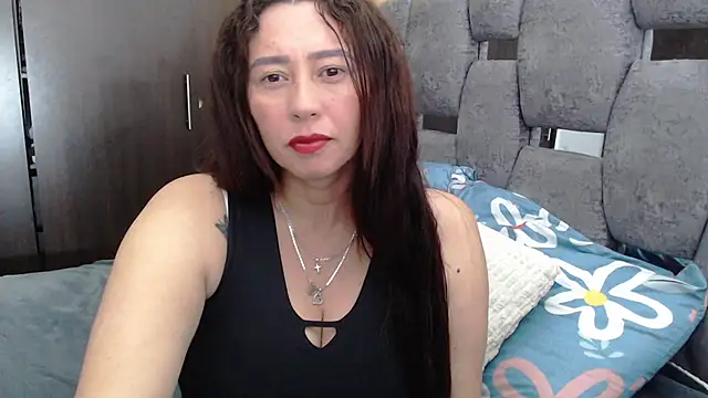 Chatroom XXX en direct de sara_hott_1