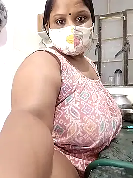CUTE-LOVE-SWEETS' Webcam Show