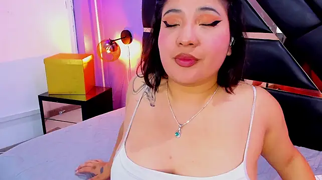 Emma_monserratのライブXXXチャット