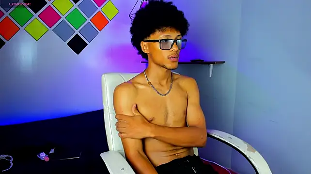 Chat +18 de kendrick_b ao vivo